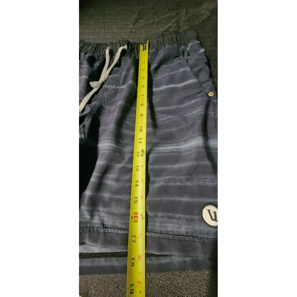 Men's Lined VUORI Striped Performance Active KORE Shorts‎ Medium Drawstring EUC